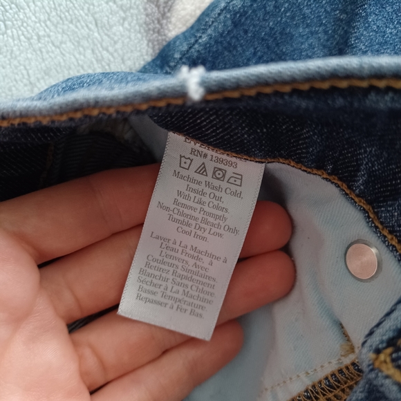 Everlane Way-High Skinny Jean Crop in Mid Blue - Picture 6 of 9